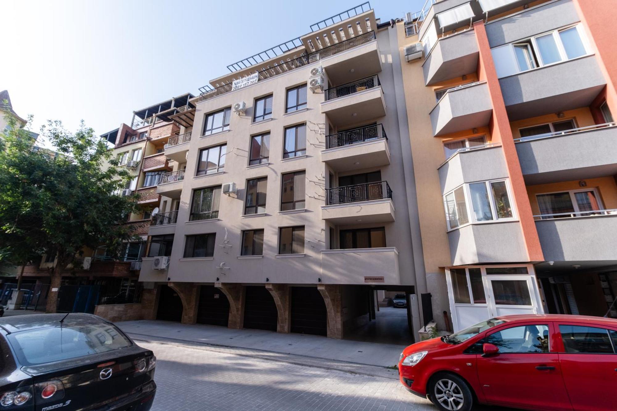 1-Bedroom Apartment With Free Private Parking Plovdiv Exterior foto