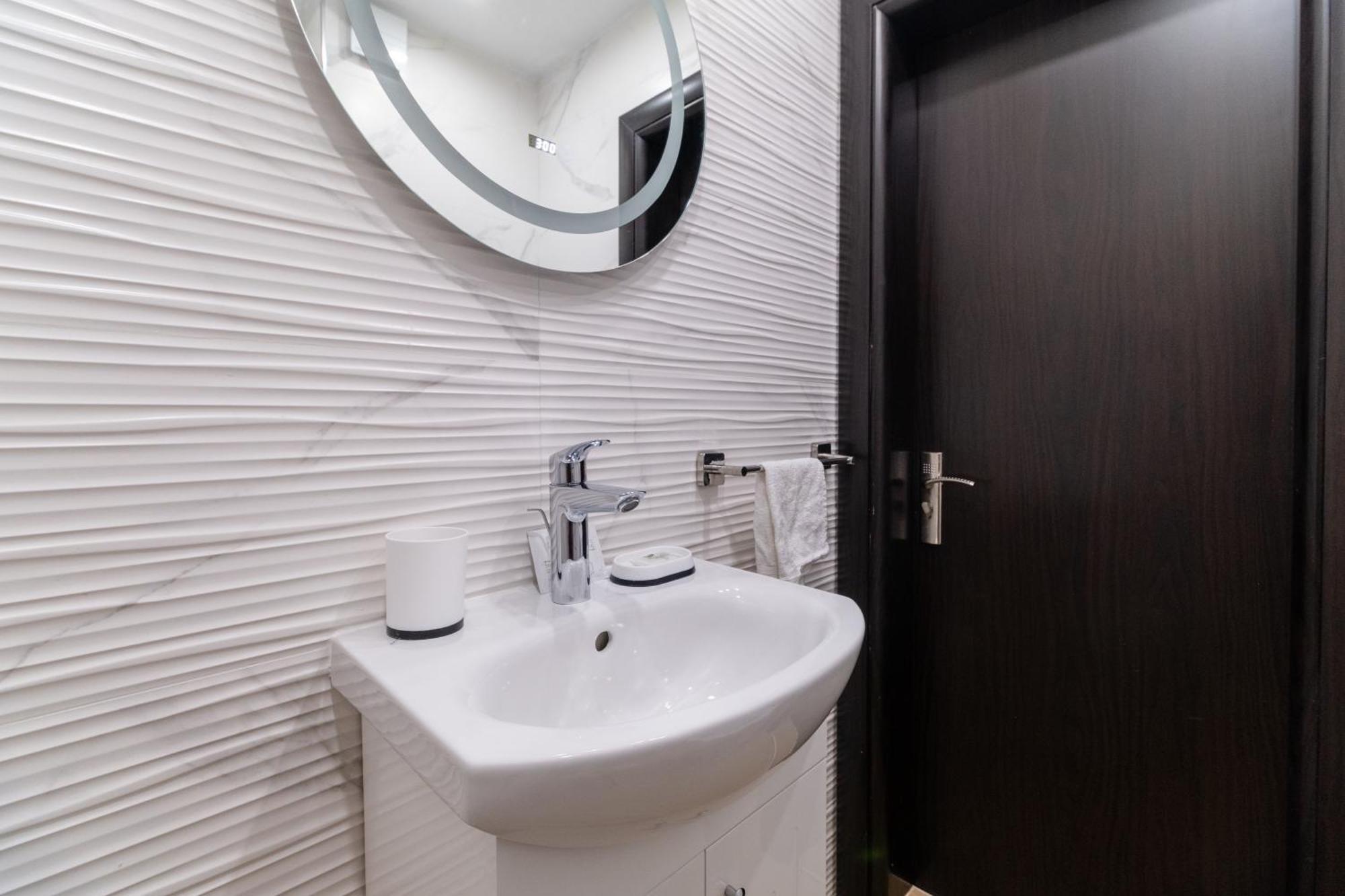 1-Bedroom Apartment With Free Private Parking Plovdiv Exterior foto
